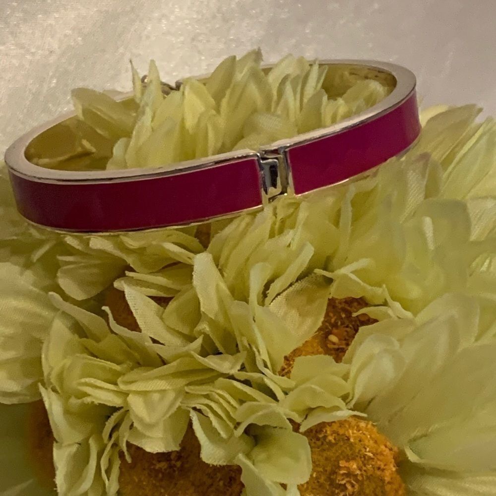 New Vera Bradley Bracelet - Picture 4 of 6